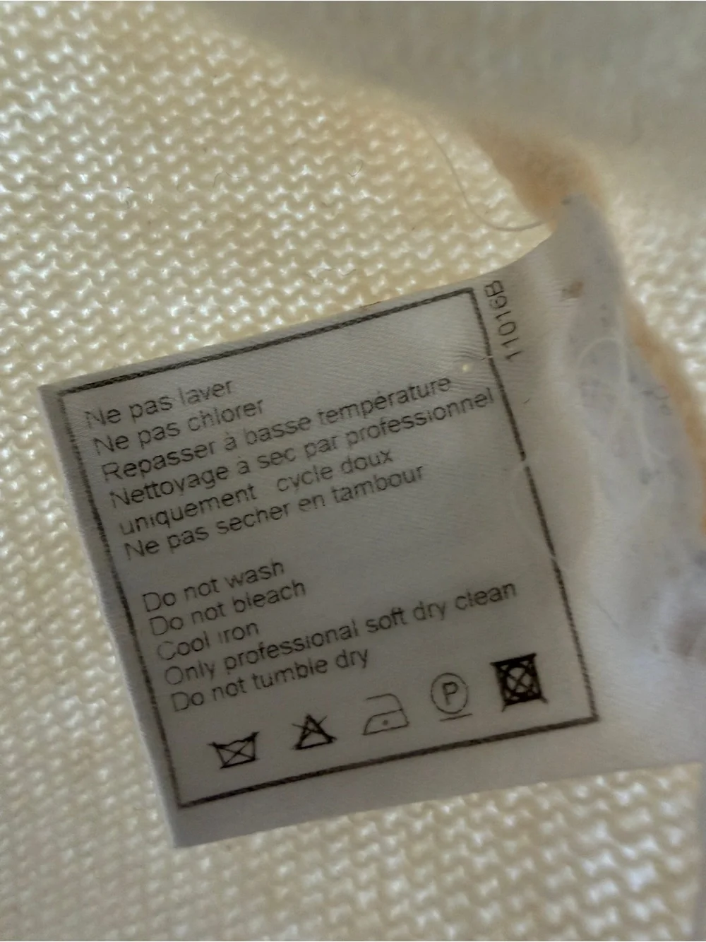CHANEL Cashmere Blend Knit Tank Top – Size 40